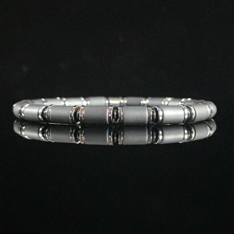 Matte Magnetite